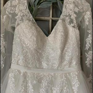David’s bridal wedding dress